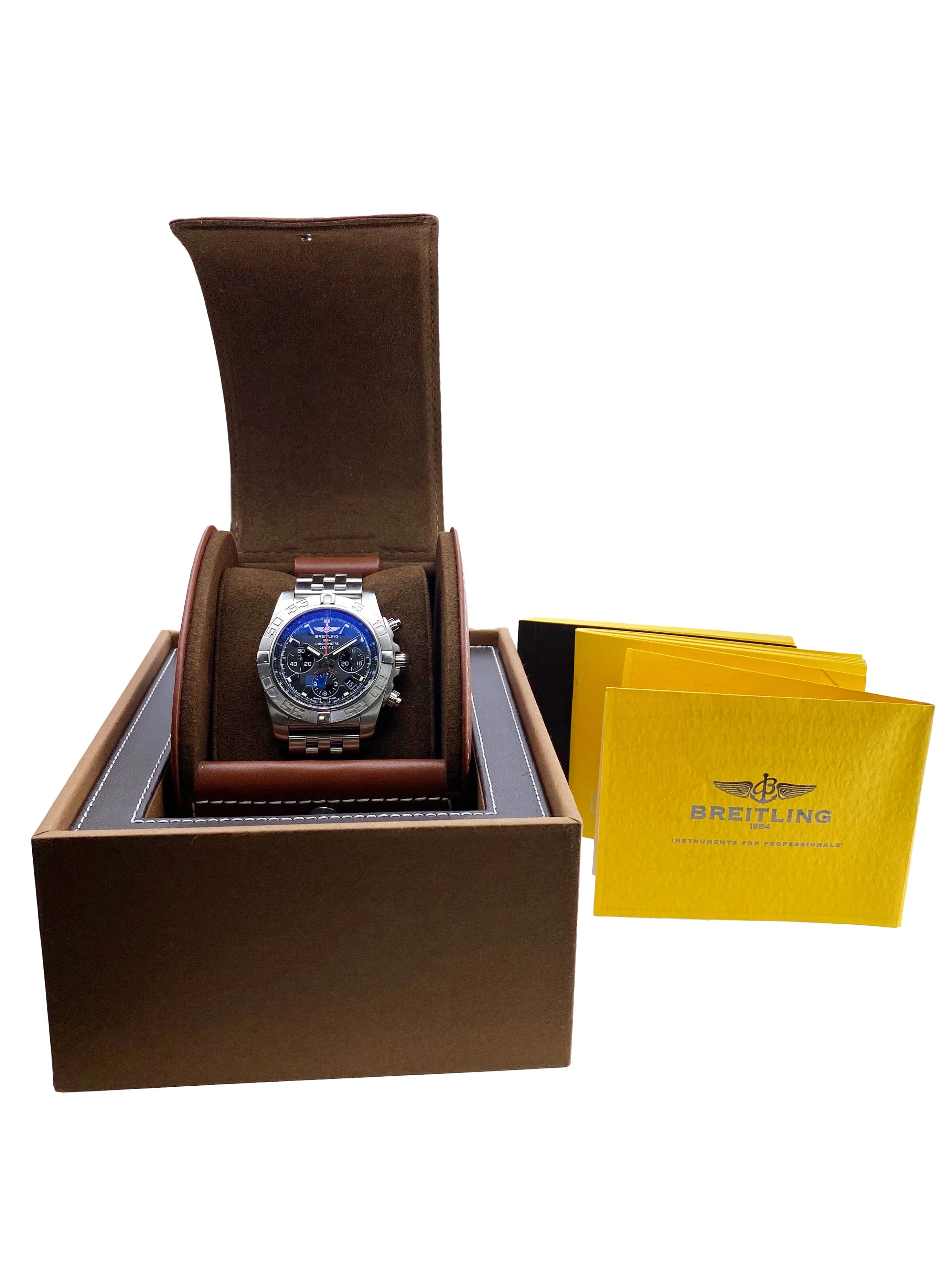 Breitling Chronomat 44 Flying Fish AB011010/BB08 Men Watch Box Papers