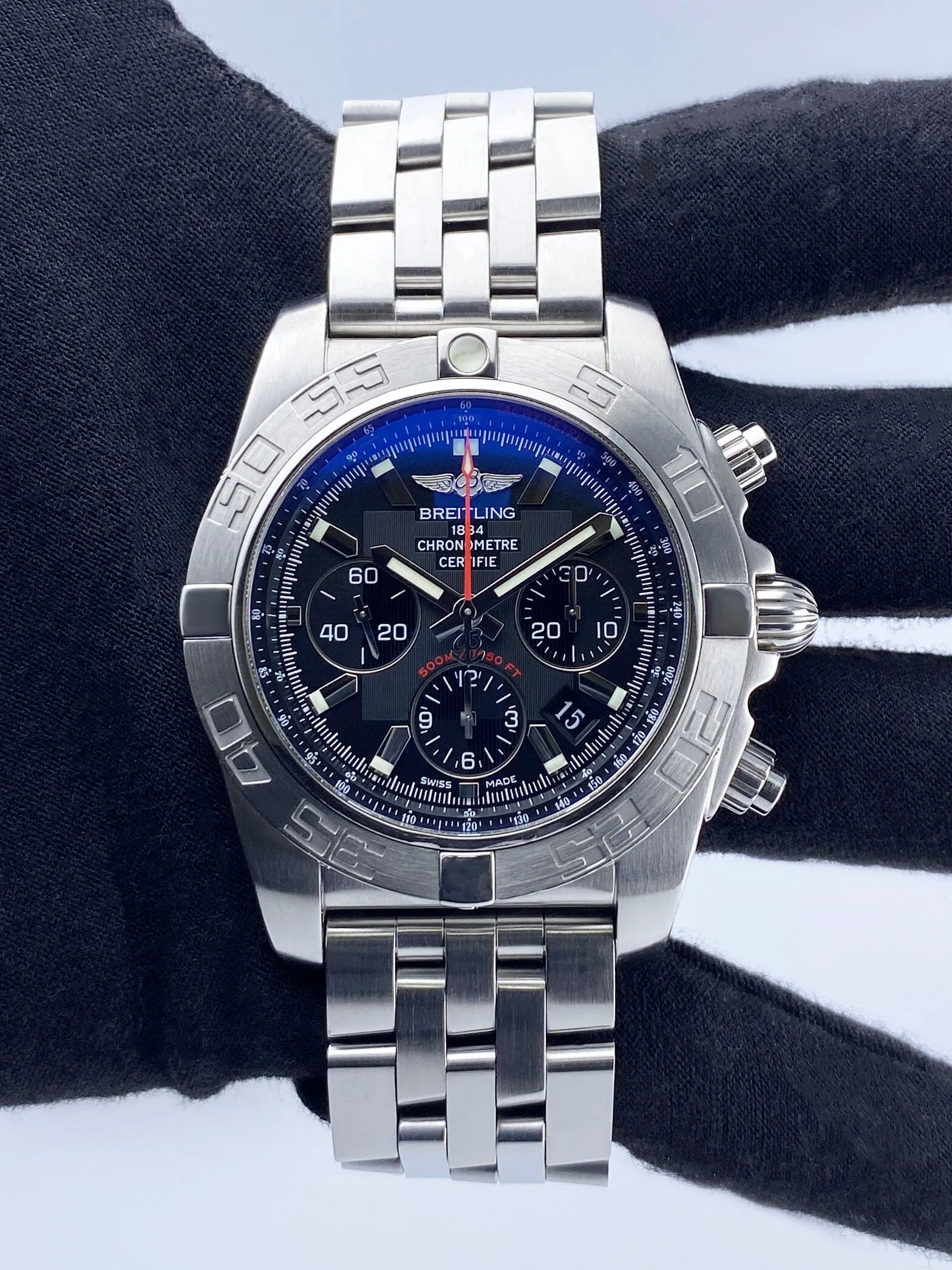 Breitling Chronomat 44 Flying Fish AB011010/BB08 Men Watch Box Papers