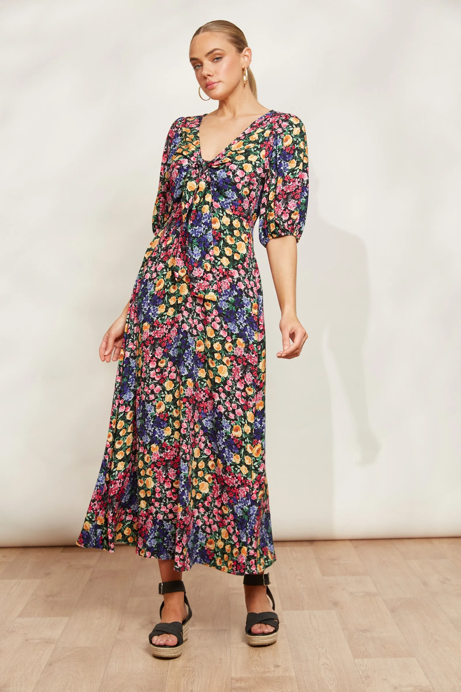 La Mer Tie Dress - Blume